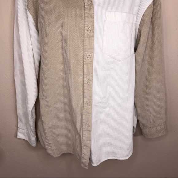Small American Eagle Outfitters Colorblock Corduroy Button Up Top Beige White - Picture 12 of 15